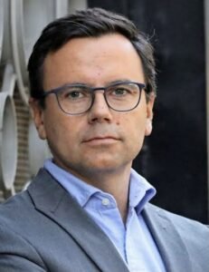 ESPEJO YAKSIC, NICOLAS