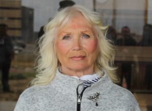 BOGDANCHIKOVA, NINA