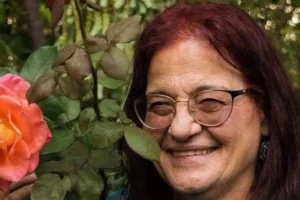 HAIDAR ESPERIDIAO, JULIETA
