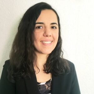 PRADO PRONE, GINA